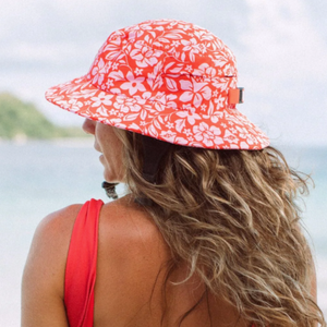 SUNWARD BOUND HOLIDAY FLORAL SURF HAT